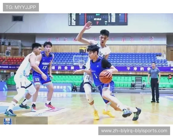 青岛国信海天男篮跨界足球训练提升体能与战术配合的实践与分析